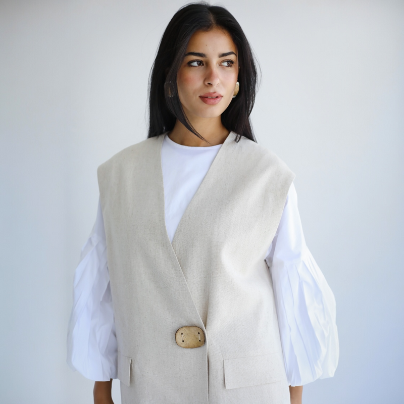 One button loose fit vest