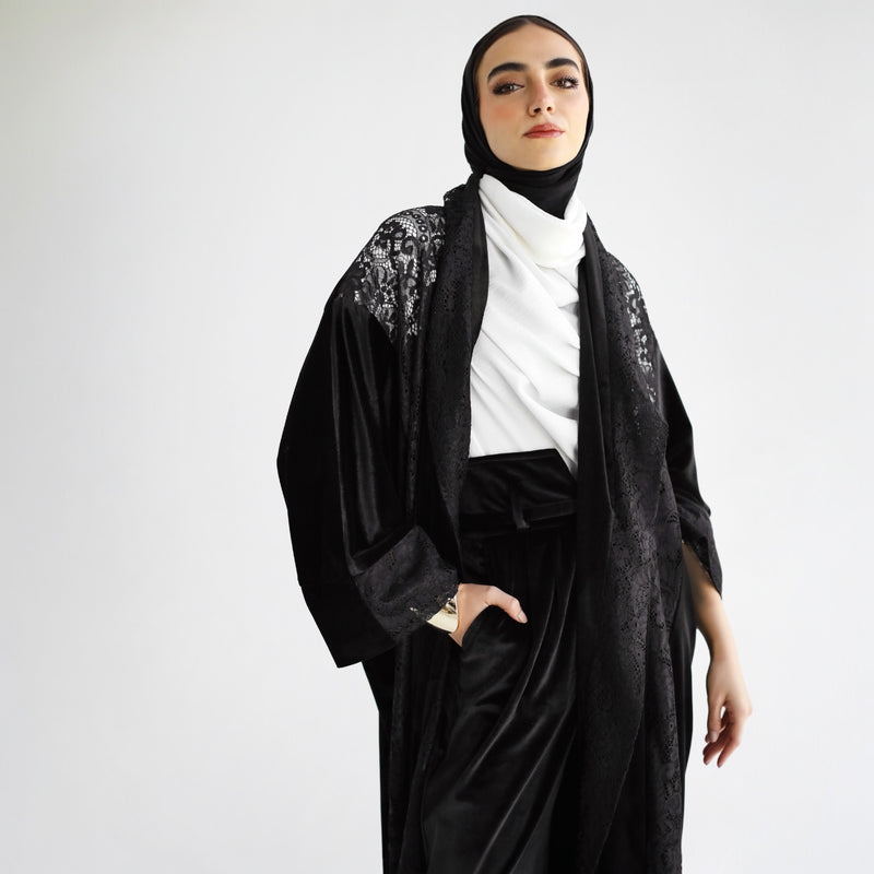 Lace shawl collar kaftan