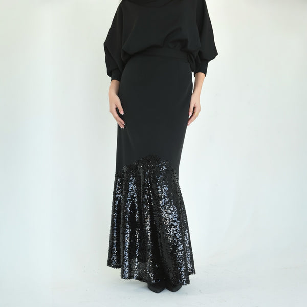 Black flared maxi skirt