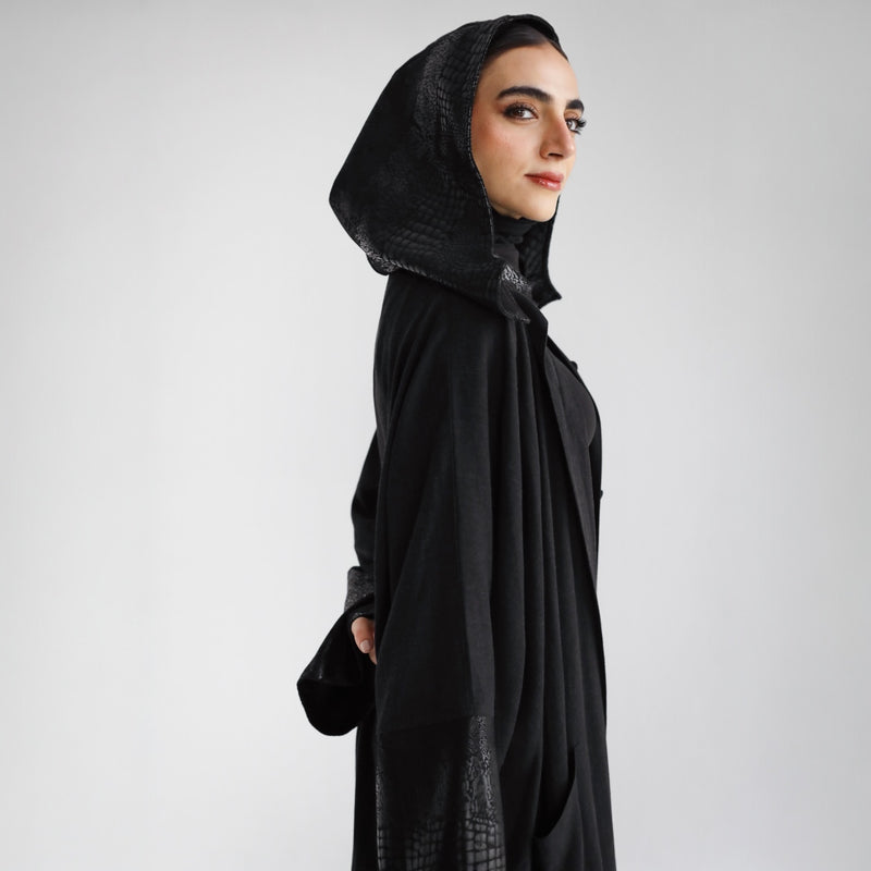 Leather shoulder linen kaftan