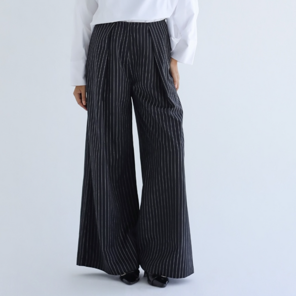 Striped pleated pants