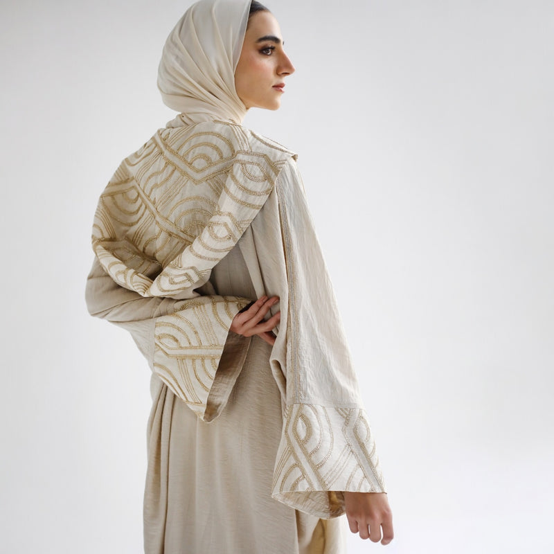 Beige hooded embroidered kaftan