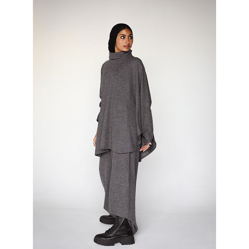 Grey Oversized knitted co-ord set