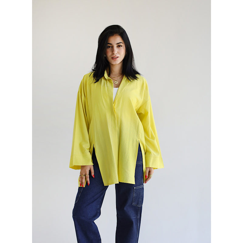 Slit hem linen shirt