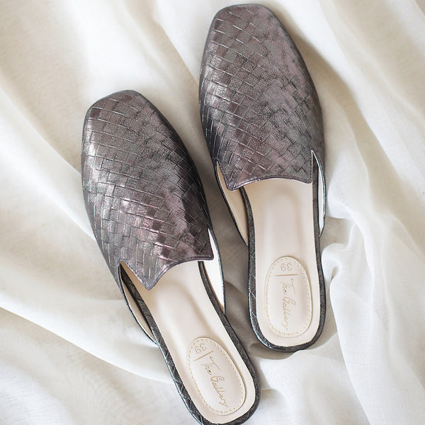 Grey Crocodile leather slipper