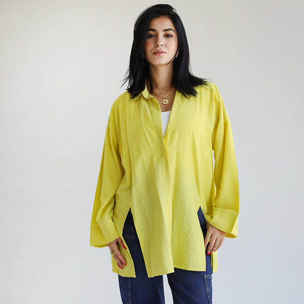 Slit hem linen shirt