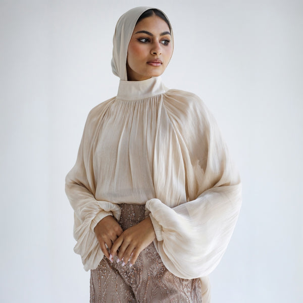 Crinkled volume sleeve blouse