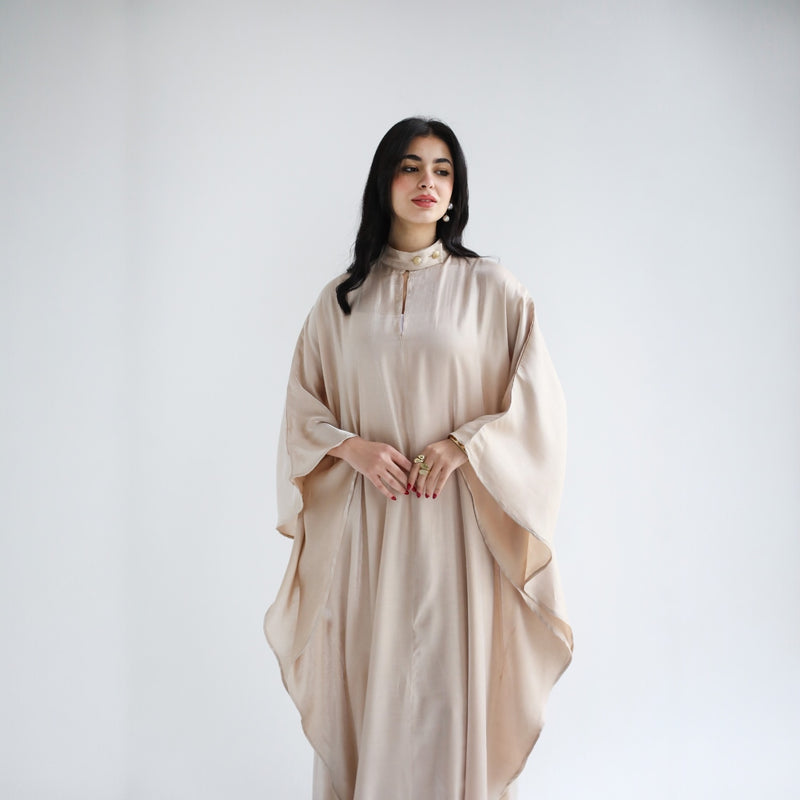 Shimmering beige kaftan