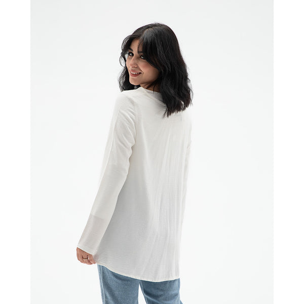 Long sleeved white basic blouse