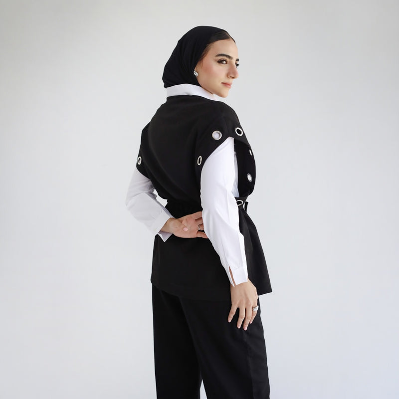 Metal rings black vest