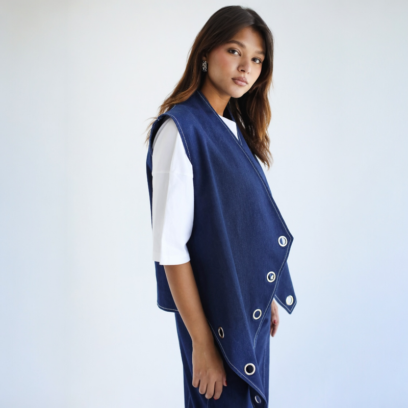 Metal rings denim vest