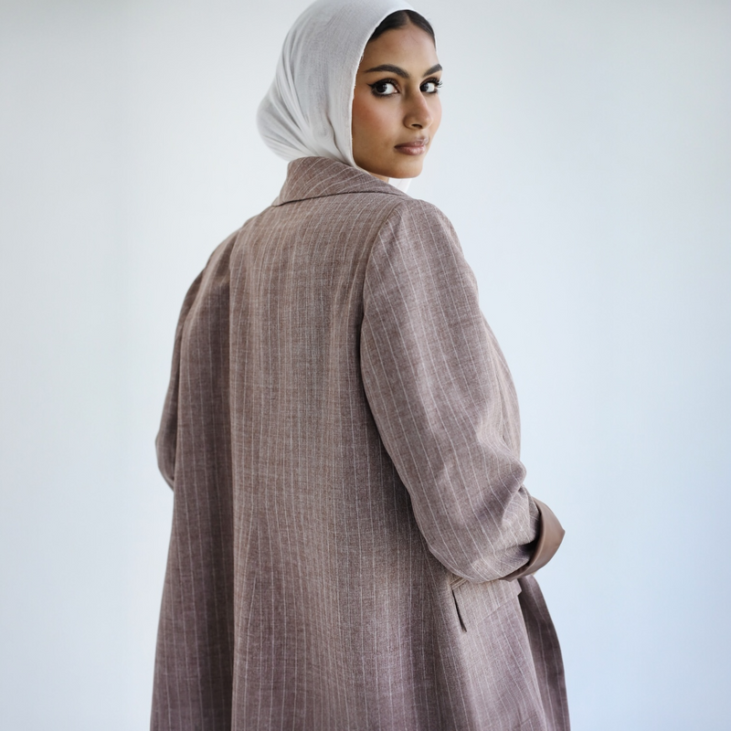 Pleated gabardine loose blazer