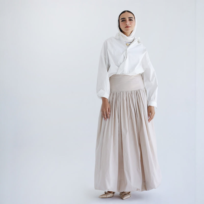 Flowing pleated skirt