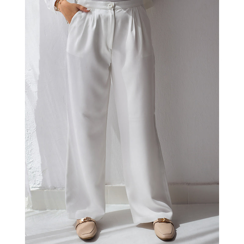 Off white pleated straight pants