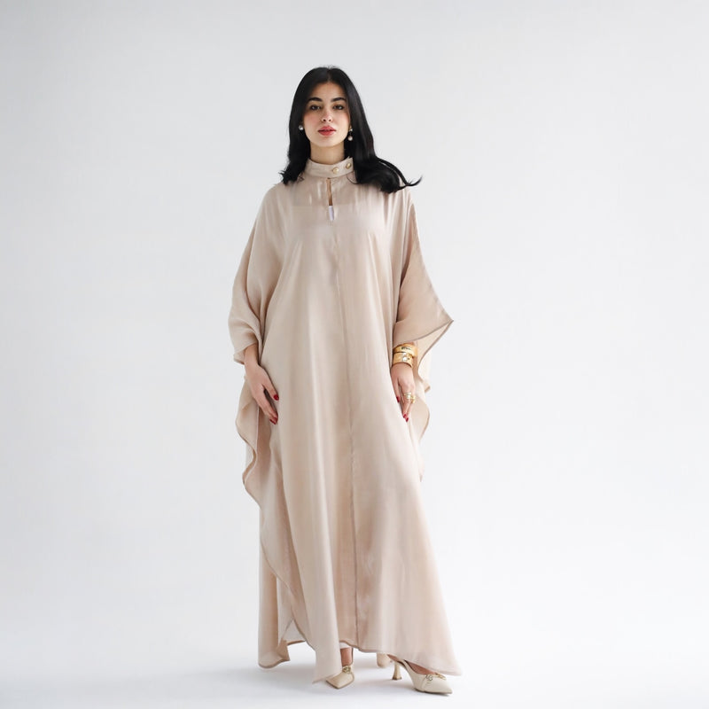 Shimmering beige kaftan