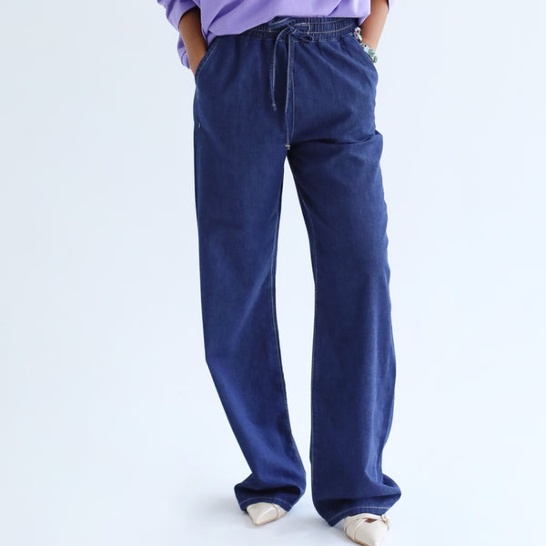 Dark blue elastic waist denim