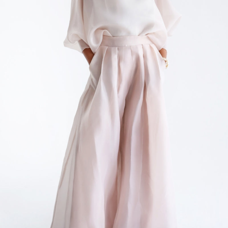 Flowy wide leg beige pants
