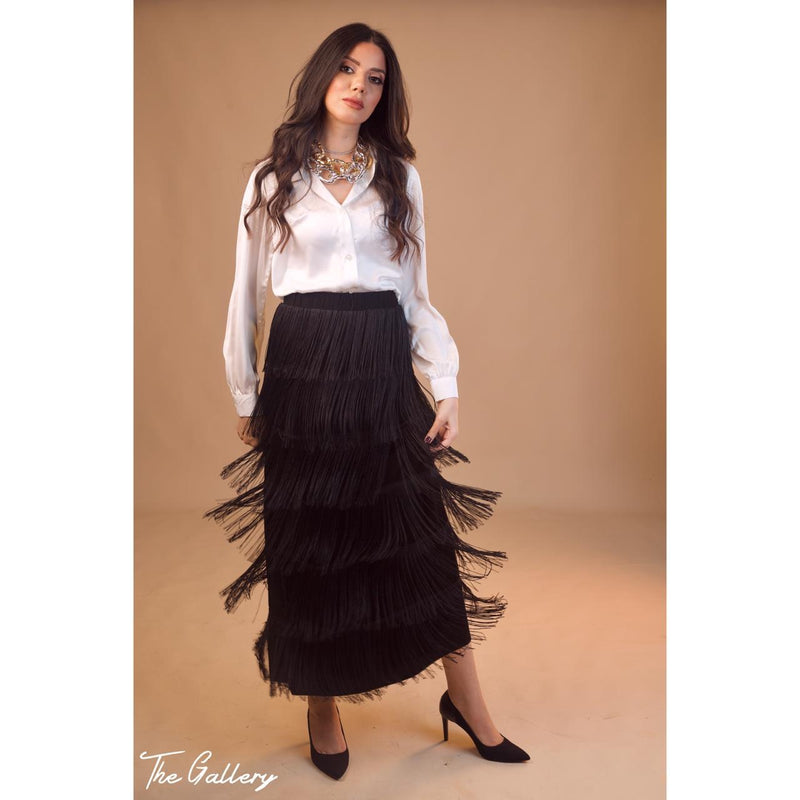 Long tassel black skirt